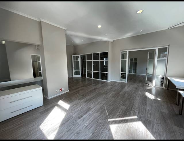 232M² OFFICE TO LET IN CAPE TOWN CITY CENTRE